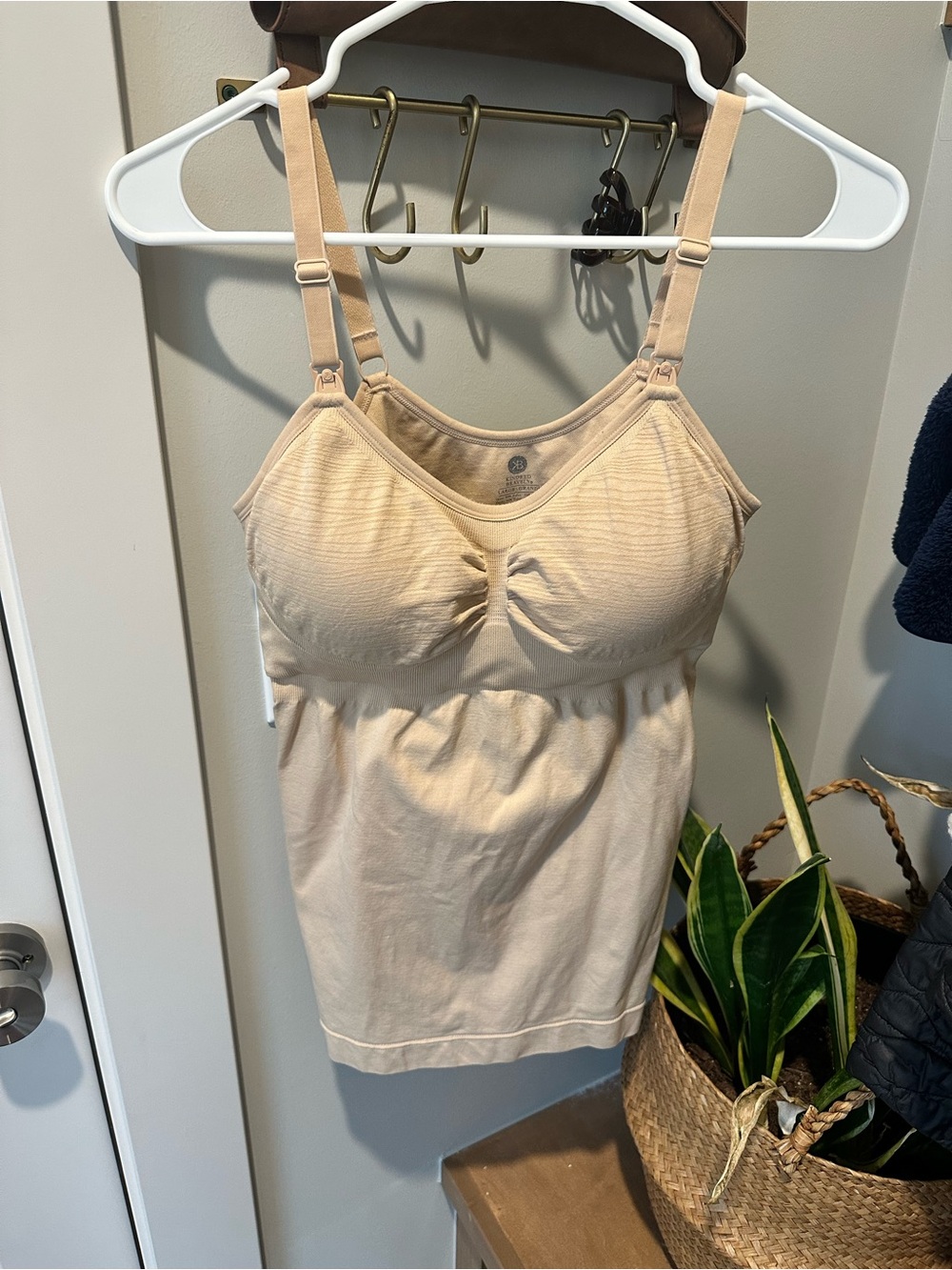 Kindred Bravely Sublime Hands Free pumping and nursing tank